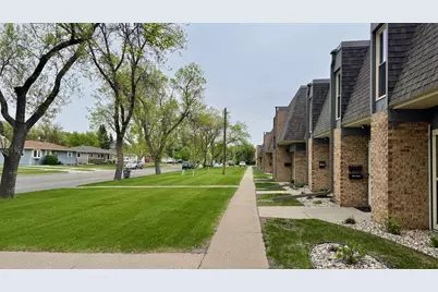807 23rd Avenue S, Moorhead, MN 56560 - Photo 40