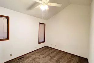 2104 E 22nd St, Minneapolis, MN 55404 - Photo 12