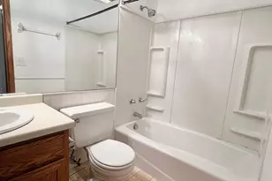 2104 E 22nd St, Minneapolis, MN 55404 - Photo 8