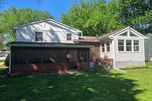 16401 Temple Dr S, Minnetonka, MN 55345 - Photo 2