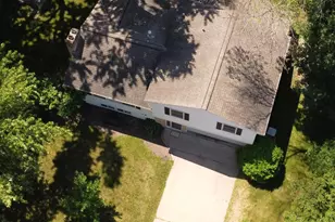 16401 Temple Dr S, Minnetonka, MN 55345 - Photo 4