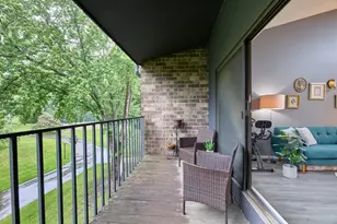 5140 W 102nd St, Bloomington, MN 55437 - Photo 1