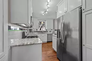 2708 Victory Memorial Dr, Minneapolis, MN 55412 - Photo 14