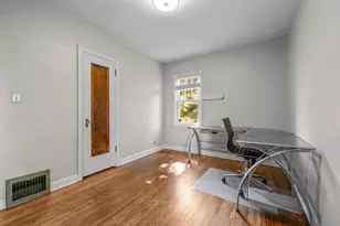 2708 Victory Memorial Dr, Minneapolis, MN 55412 - Photo 20
