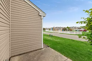 1901 Southcross Dr W, Burnsville, MN 55306 - Photo 8