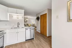 1901 Southcross Dr W, Burnsville, MN 55306 - Photo 22