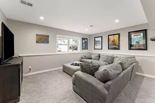 2891 Meadow Brook Dr, Woodbury, MN 55125 - Photo 20