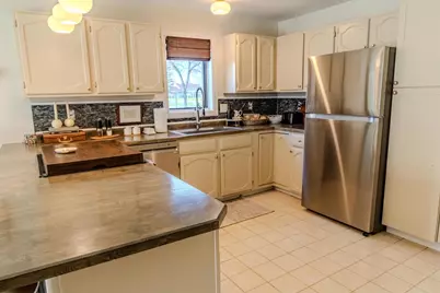 208 NW 5th Street NW #B, Dilworth, MN 56529 - Photo 6
