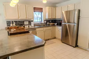 208 NW 5th Street NW, Dilworth, MN 56529 - Photo 6