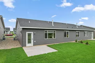 1340 Rose St, New Richmond, WI 54017 - Photo 2