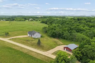 140 Hill Crest Ct, Glenwood City, WI 54013 - Photo 34