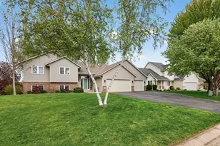 7148 Maryland Cir, Savage, MN 55378 - Photo 2