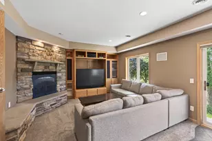 7148 Maryland Cir, Savage, MN 55378 - Photo 32