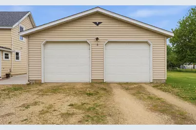 278 Chestnut Street NE, Mazeppa, MN 55956 - Photo 12
