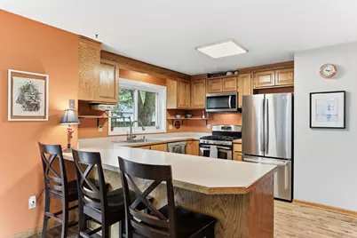 1401 88th Avenue N, Brooklyn Park, MN 55444 - Photo 2