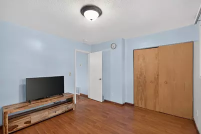 6335 84th Court N, Brooklyn Park, MN 55445 - Photo 14