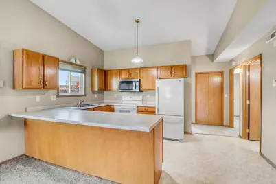 3413 38th Street S, Moorhead, MN 56560 - Photo 6