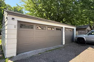 4023 6th St NE, Columbia Heights, MN 55421 - Photo 4