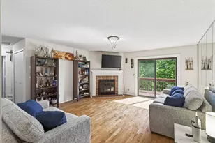 5267 Balmoral Ln, Bloomington, MN 55437 - Photo 6