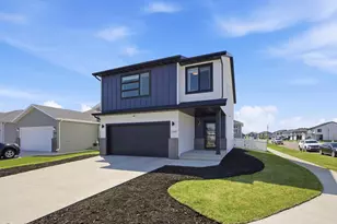 1588 67th Ave S, Fargo, ND 58104 - Photo 2