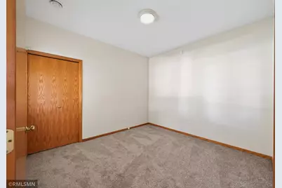 6801 24th Street N, Oakdale, MN 55128 - Photo 16