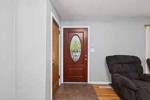 2144 Geranium Ave E, Saint Paul, MN 55119 - Photo 6