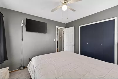 2144 Geranium Avenue E, Saint Paul, MN 55119 - Photo 14