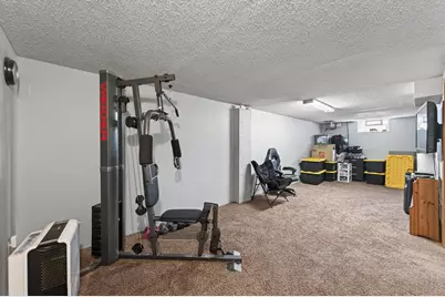 2144 Geranium Avenue E, Saint Paul, MN 55119 - Photo 24