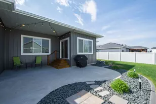 5674 43rd St S, Fargo, ND 58104 - Photo 32