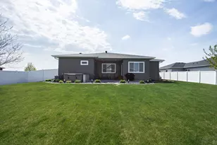 5674 43rd St S, Fargo, ND 58104 - Photo 36