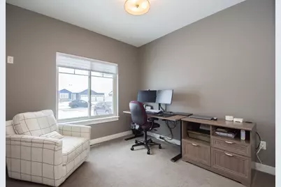 5674 43rd Street S, Fargo, ND 58104 - Photo 24