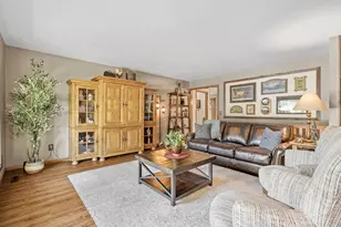 17469 Lorence Way, Eden Prairie, MN 55346 - Photo 20
