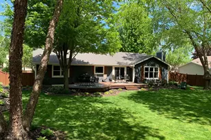 17469 Lorence Way, Eden Prairie, MN 55346 - Photo 4
