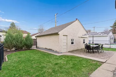 1654 Juno Avenue, Saint Paul, MN 55116 - Photo 26