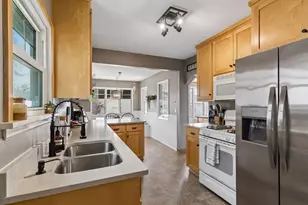 1654 Juno Ave, Saint Paul, MN 55116 - Photo 8