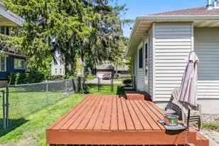 304 3rd St NW, Kasson, MN 55944 - Photo 4
