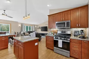 480 Manor Ridge Dr NW, Rochester, MN 55901 - Photo 10