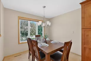 480 Manor Ridge Dr NW, Rochester, MN 55901 - Photo 18