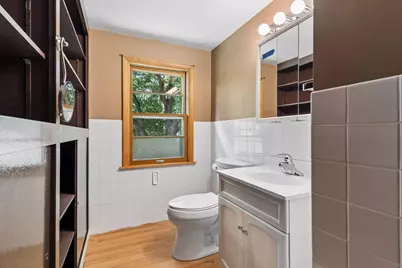 988 Sherren Street W, Roseville, MN 55113 - Photo 24