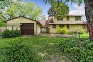 988 Sherren St W, Roseville, MN 55113 - Photo 32