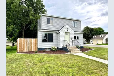 521 E 5th Street, Redwood Falls, MN 56283 - Photo 2