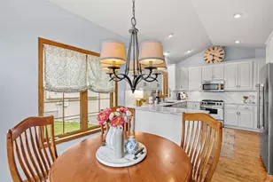 17925 39th Pl N, Plymouth, MN 55446 - Photo 10