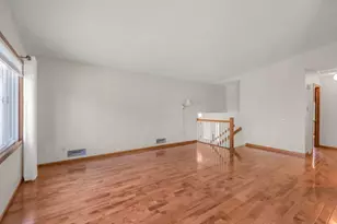 1375 Balsam St E, Eagan, MN 55123 - Photo 2
