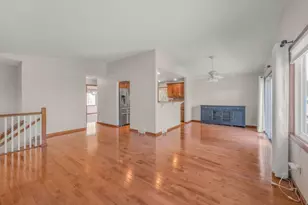 1375 Balsam St E, Eagan, MN 55123 - Photo 4