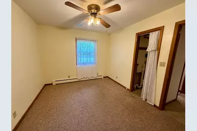 137 2nd Street E, Tracy, MN 56175 - Photo 2