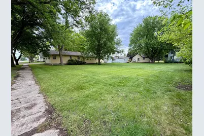 137 2nd Street E, Tracy, MN 56175 - Photo 6