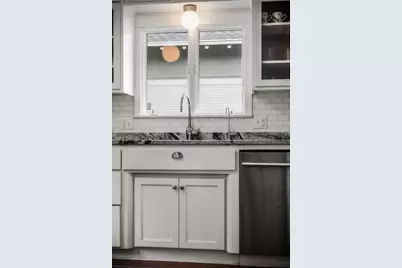 140 Fairview Avenue S, Saint Paul, MN 55105 - Photo 22