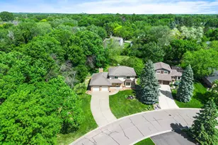 10130 31st Ave N, Plymouth, MN 55441 - Photo 4