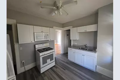 935 Case Avenue, Saint Paul, MN 55106 - Photo 12