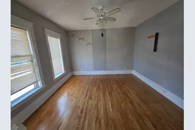 935 Case Avenue, Saint Paul, MN 55106 - Photo 10